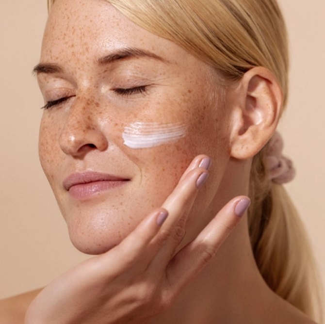 How to properly moisturize your skin in summer: simple rules 1