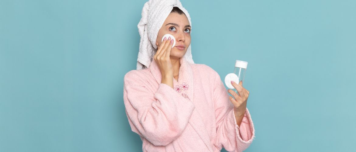 Facial skin care before bed: advice from a cosmetologist