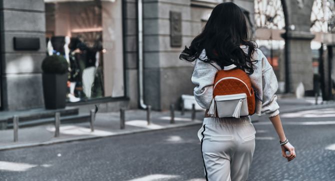Stylish women’s backpacks 2024: fashionable images 7