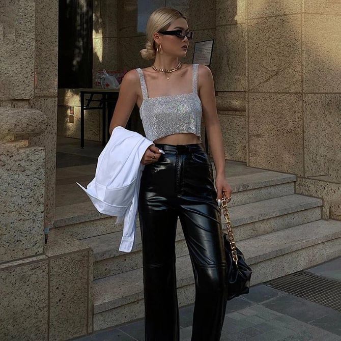 How to Wear a Metallic Top and Look Shiny 7