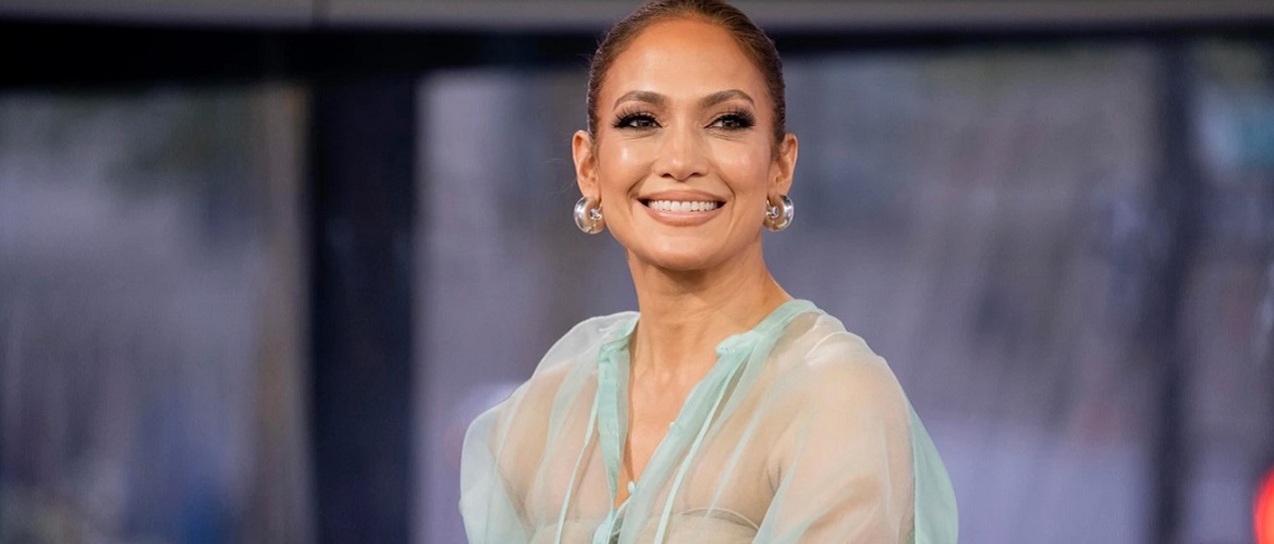 Jennifer Lopez appeared online without a wedding ring