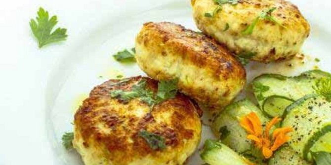 Juicy cutlets with zucchini – how to prepare an original dish 1