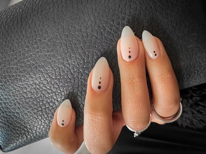 The art of minimalism: ideas for the perfect dotted manicure 5