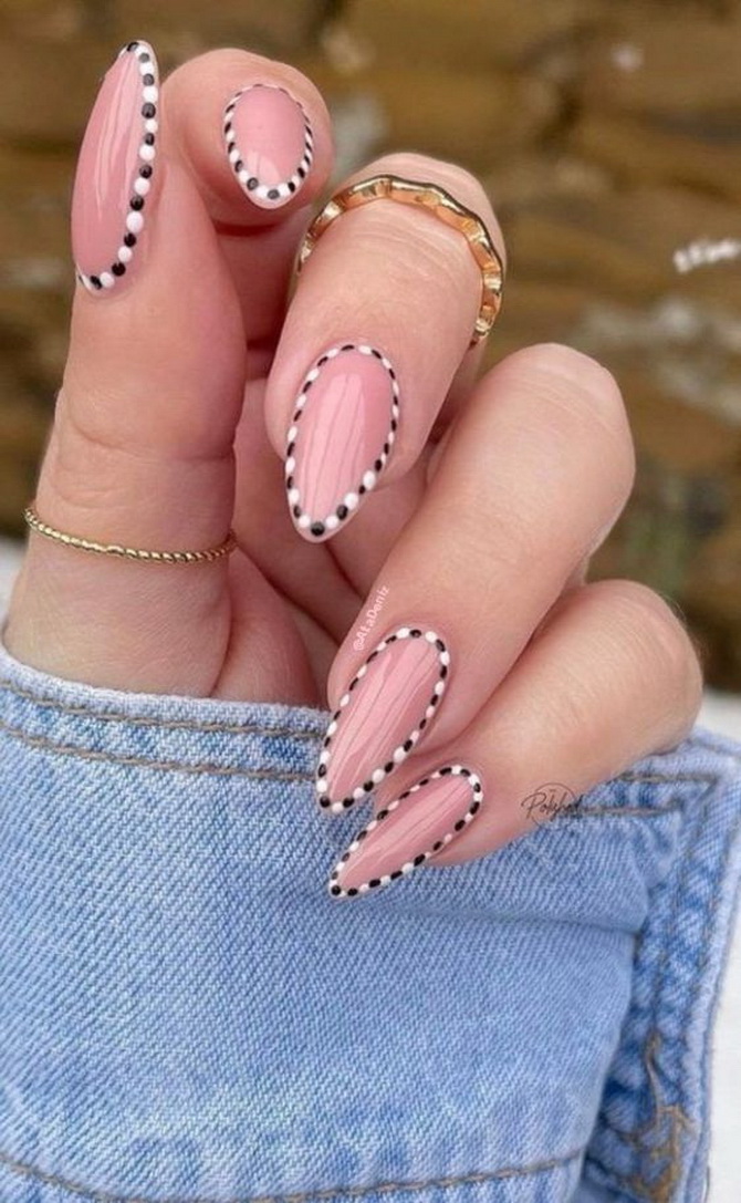 The art of minimalism: ideas for the perfect dotted manicure 17