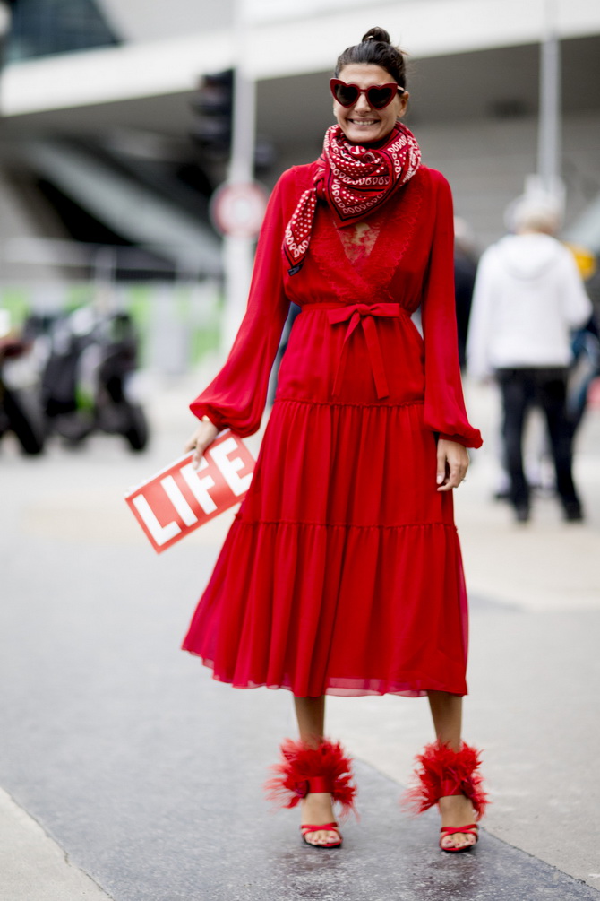 4 Ways to Wear Red in Everyday Looks 3