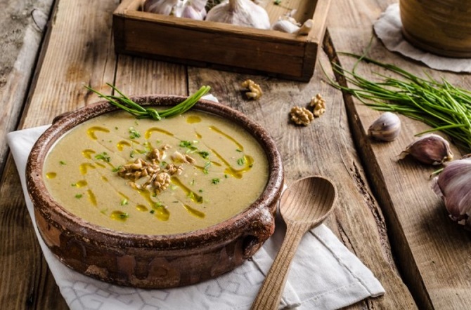 Як приготувати ситний горіховий суп: покроковий рецепт 1