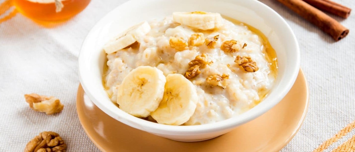 3 simple oatmeal breakfasts that will fill you with energy for the whole day