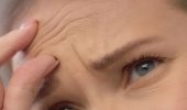 How to remove wrinkles on the forehead at home: 3 effective ways