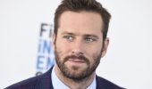 Schauspieler Armie Hammer hat nichts zum Leben, nachdem ihm Kannibalismus vorgeworfen wurde