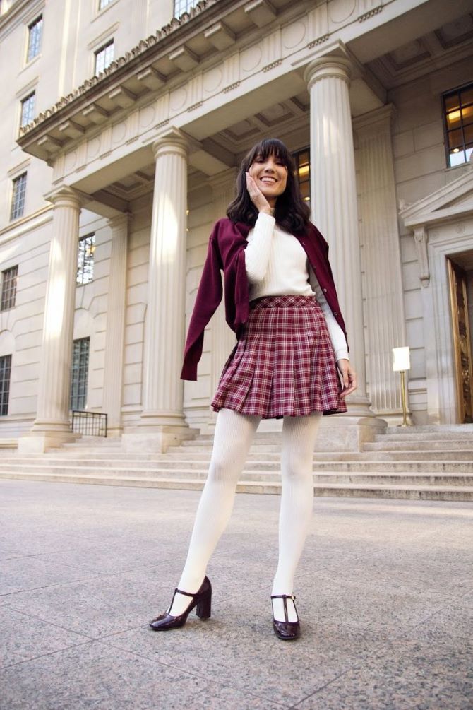 What to wear with white tights in autumn 2024 21