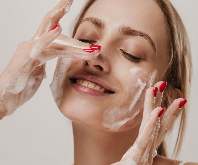 4 Life Hacks That Will Help You Eliminate Dull Skin 1