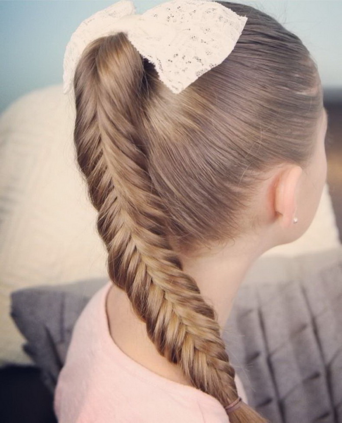 Fashionable hairstyles for September 1 for first-graders: options for unforgettable images 16