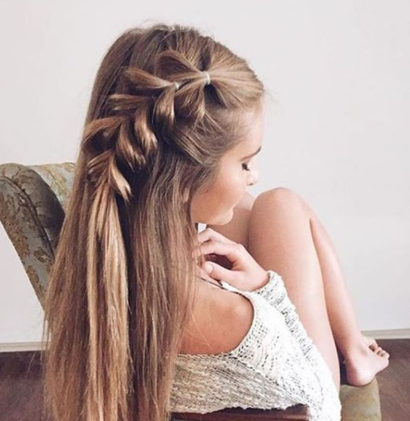 Fashionable hairstyles for September 1 for long hair 28