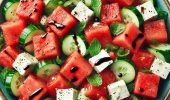 Sommersalat mit Wassermelone und Feta