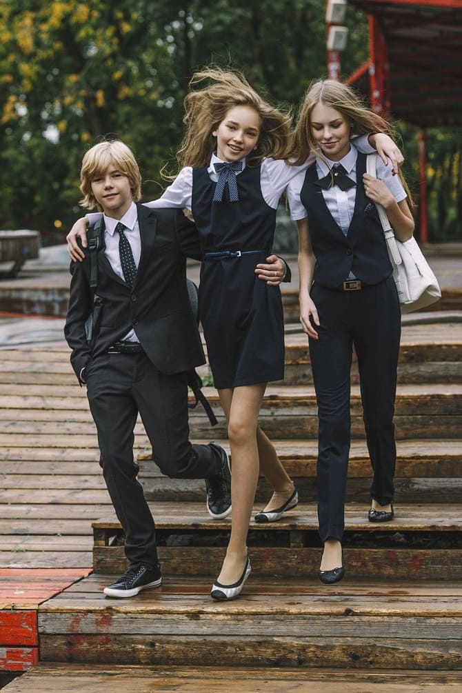 Fashionable school uniform for teenagers 2024-2025: new trends 28