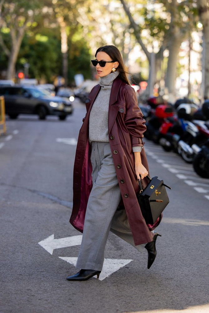 Wie man tiefe Weintöne in Streetstyle-Looks trägt – die angesagteste Farbe des Herbstes 2024 10