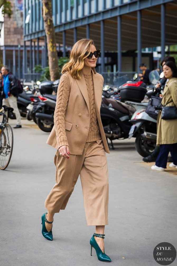 Fashionable trousers for creating a stylish autumn look 14