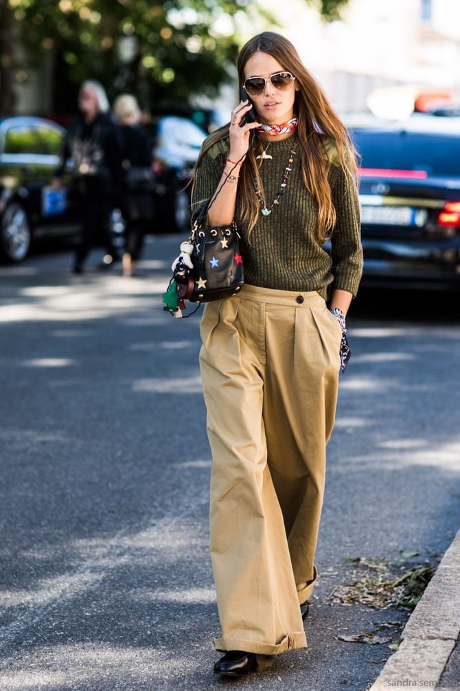 Fashionable trousers for creating a stylish autumn look 3