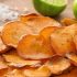 Wie man hausgemachte Süßkartoffel-, Kürbis- oder Zucchini-Chips macht