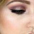 Kontrast-Make-up: Was ist dieser Trend und wie macht man ihn?