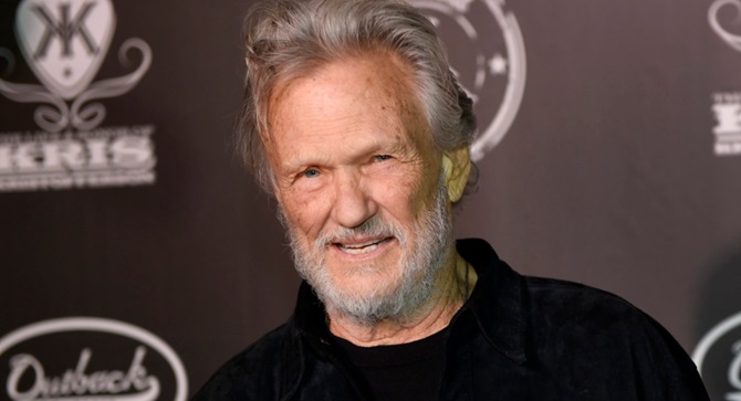 Kris Kristofferson, a popular American singer, has died 2