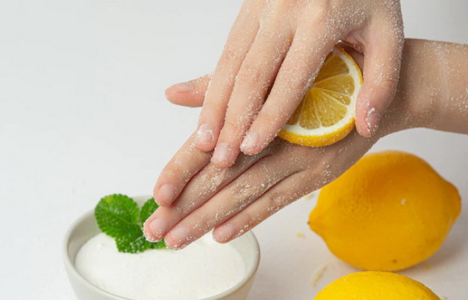 5 Homemade Scrubs to Soften Your Hands 4