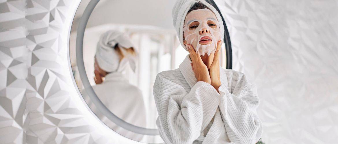 Sheet masks for the face: how to use, do you need to wash them off