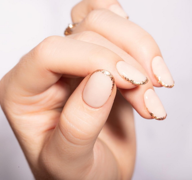 French manicure 2025: stylish accents and fresh ideas 19