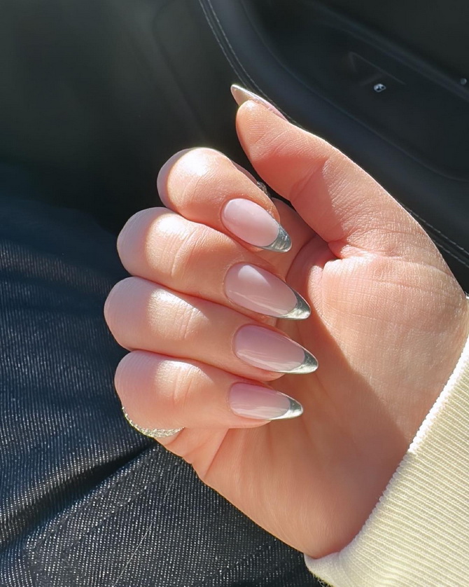 French manicure 2025: stylish accents and fresh ideas 22