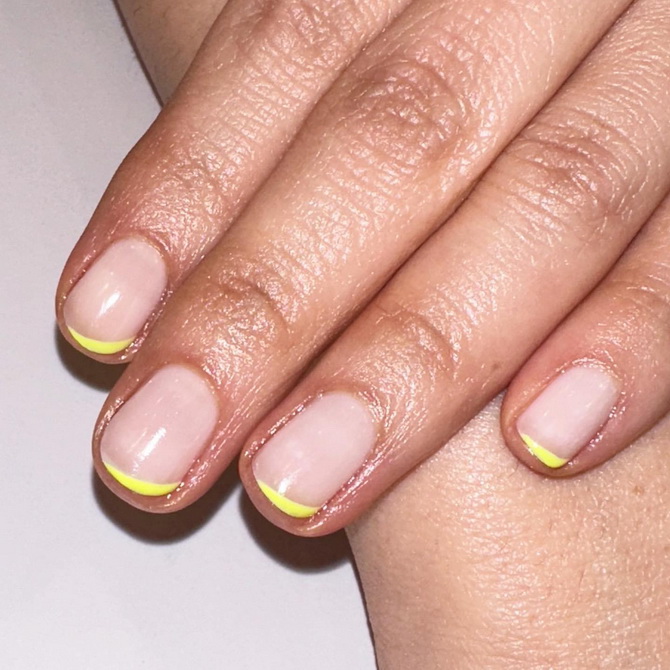 French manicure 2025: stylish accents and fresh ideas 33