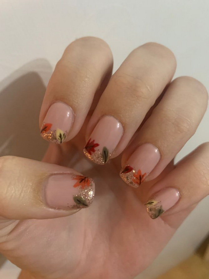 Leaf Manicure for Fall: 6 Stylish Ideas for Your Look 12