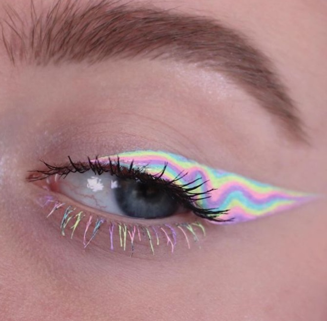 Holografische Pfeile – ein modischer Beauty-Trend im Herbst 9