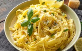 Spaghetti in lemon sauce: how to cook a delicious dish for dinner