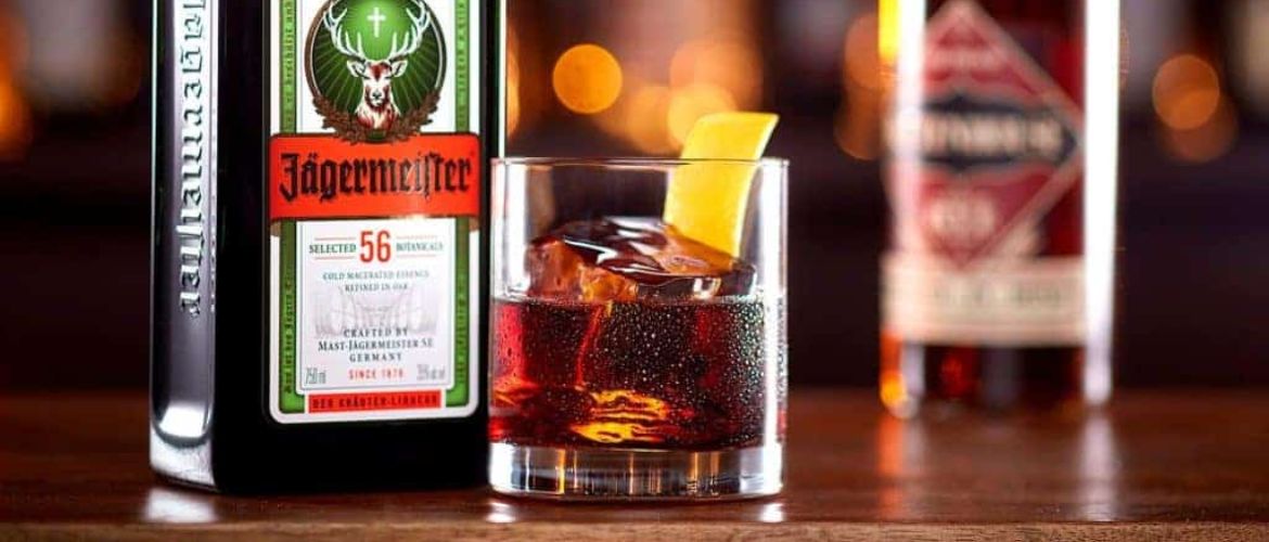 Как пить Jagermeister: советы сомелье