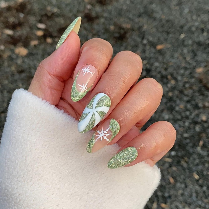 Green New Year’s manicure 2025 for nails of different shapes and lengths 7