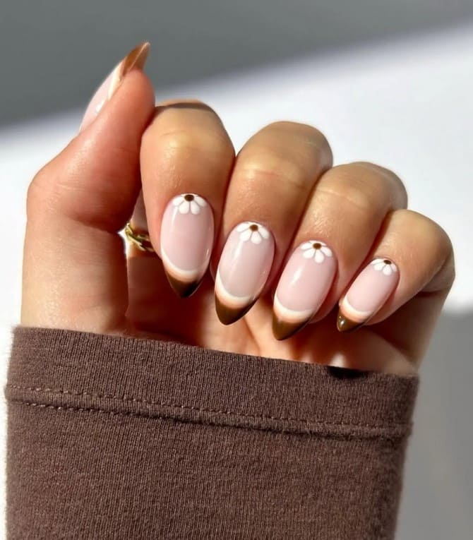 Manicure in the trendy shade Mocha Mousse: the main color of 2025 17