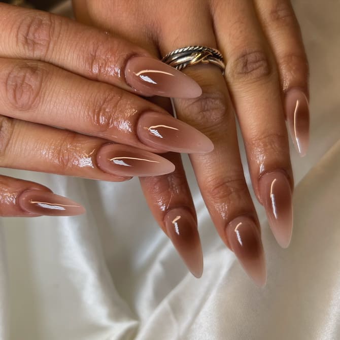 Manicure in the trendy shade Mocha Mousse: the main color of 2025 25