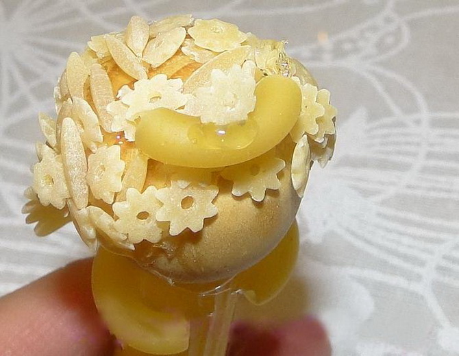 New Year’s angel made of pasta: step-by-step master class 6