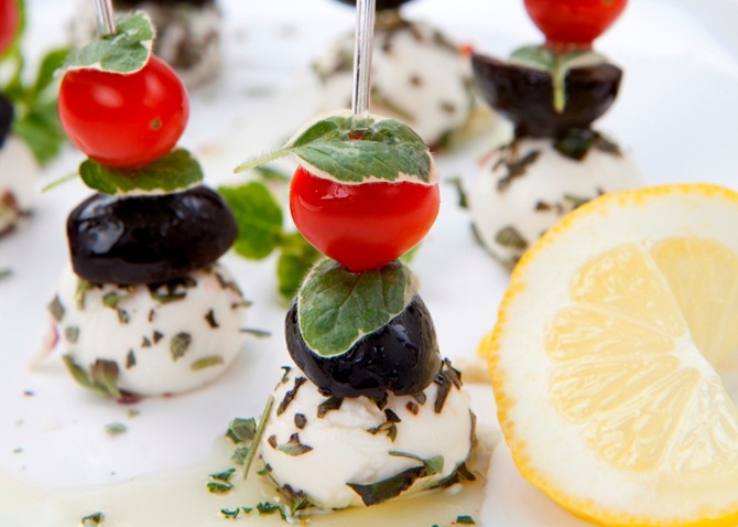 5 tomato appetizers that are perfect for a festive table 2