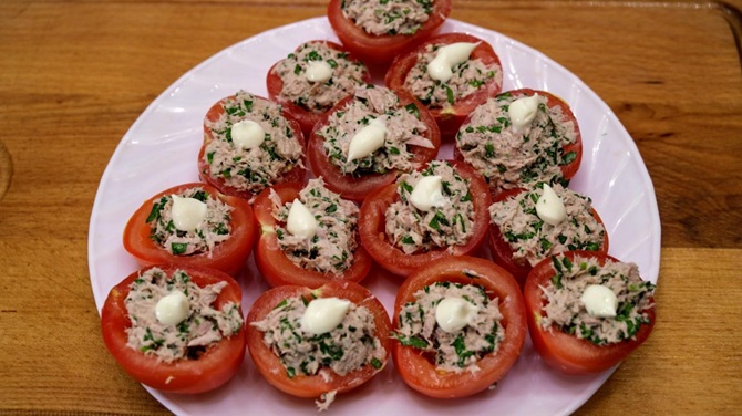 5 tomato appetizers that are perfect for a festive table 5