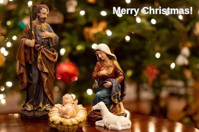 Merry Christmas: greetings for family and friends 3