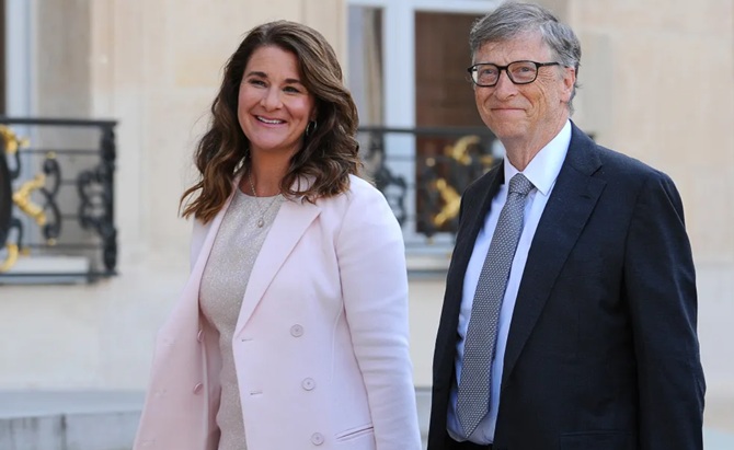 Bill Gates regrets his divorce from his wife Melinda 1