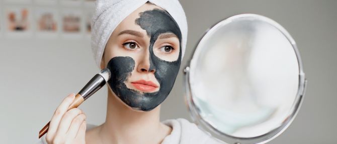 Activated charcoal in skin care 1