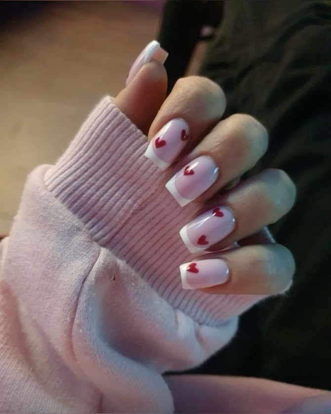 French manicure for Valentine’s Day: new ideas for French manicure in romantic motifs 2