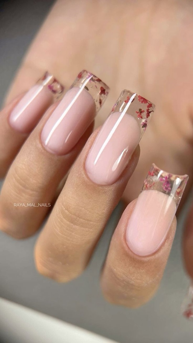 French manicure for Valentine’s Day: new ideas for French manicure in romantic motifs 10