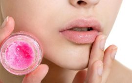 Winter Lip Scrubs: Secrets of Softness and Delicacy