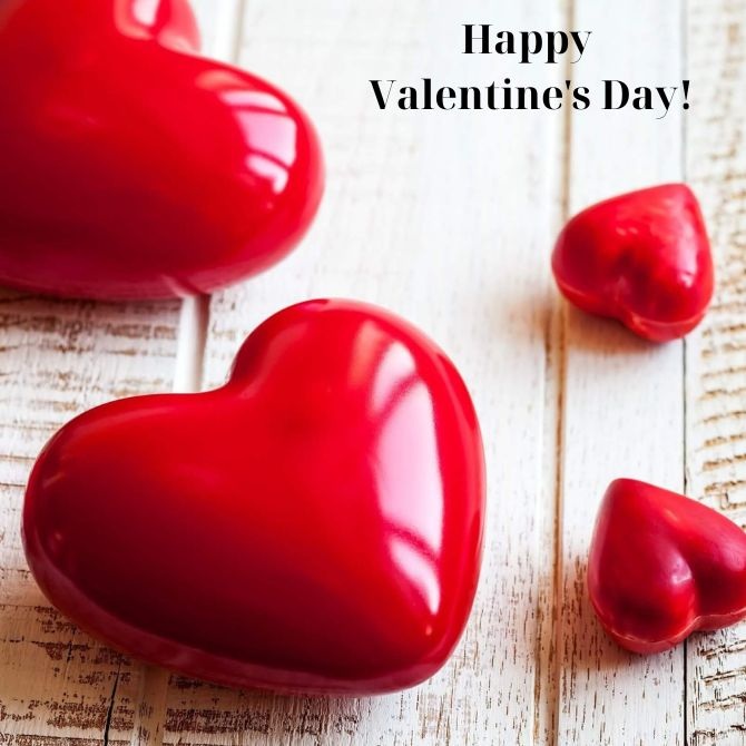 Happy Valentine’s Day 2025: touching congratulations for loved ones 4