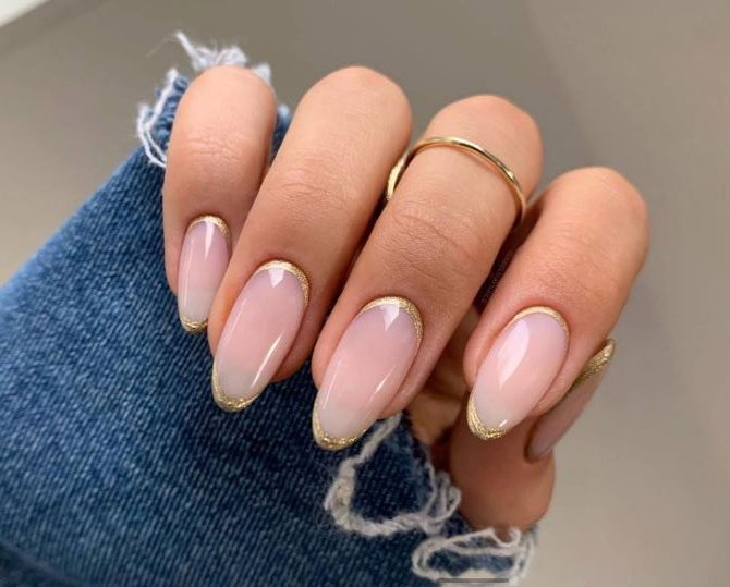 Stylish manicure: the most fashionable pastel shades of spring 2025 7