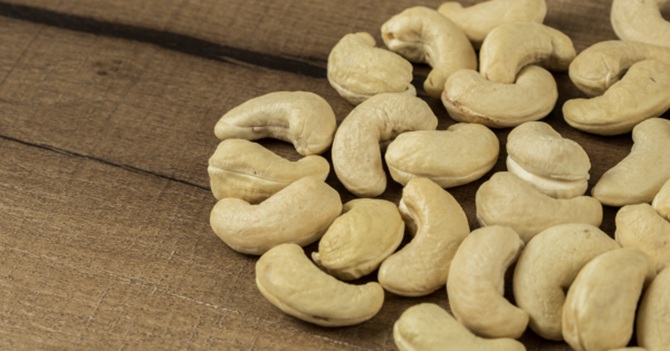 What nuts to eat to lose weight? 4