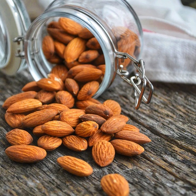 What nuts to eat to lose weight? 1